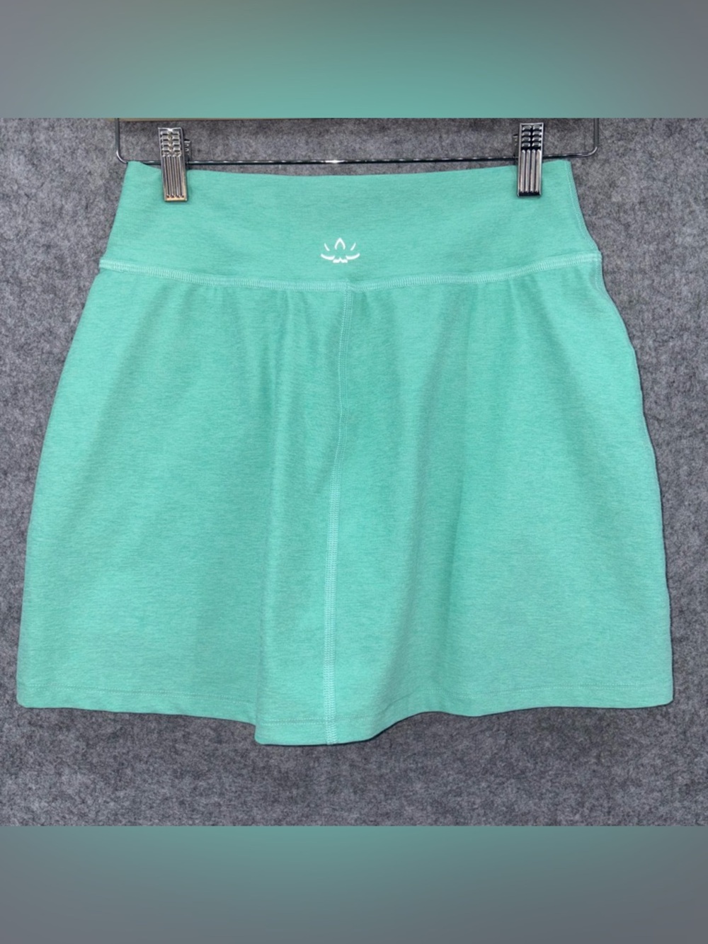 Beyond yoga Spacedye movement skirt skirt aquamarine green size medium